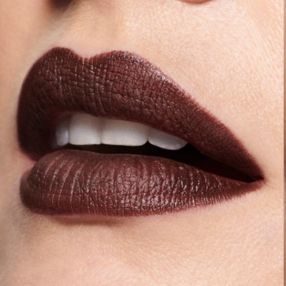 LAST 💋 BARE a M·A·CXIMAL SILKY MATTE LIPSTICK. RETAIL $25. **NEW IN THE BOX. - Picture 3 of 6